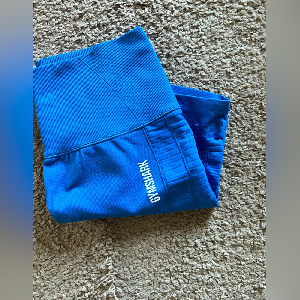 GYMSHARK High-Waisted Shorts size Medium